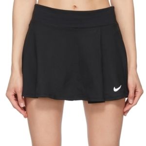 Women's Nike athletic skort....large